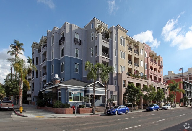 Primary Photo - 25 on 5th