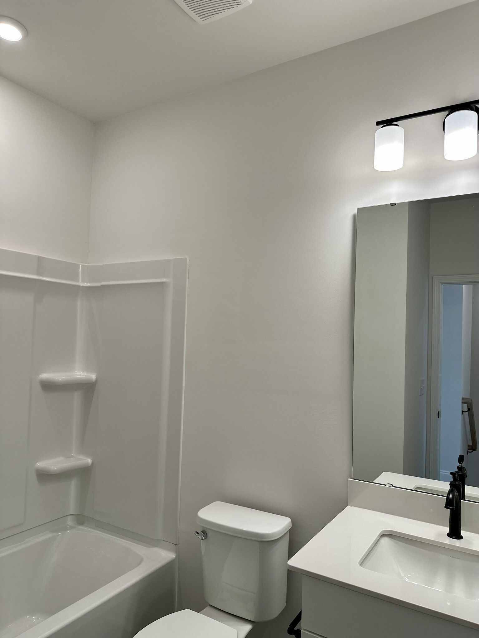 3rd Floor Additional Full Bath - 3232 Drift St