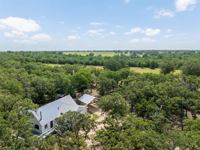 Building Photo - 6811 Mockingbird Rd