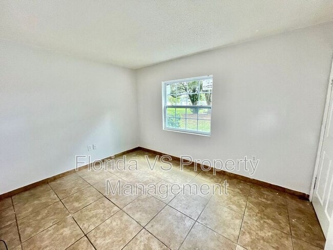 Building Photo - 13 Louisiana Ave