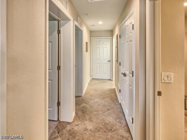 Building Photo - 9114 Prima Way