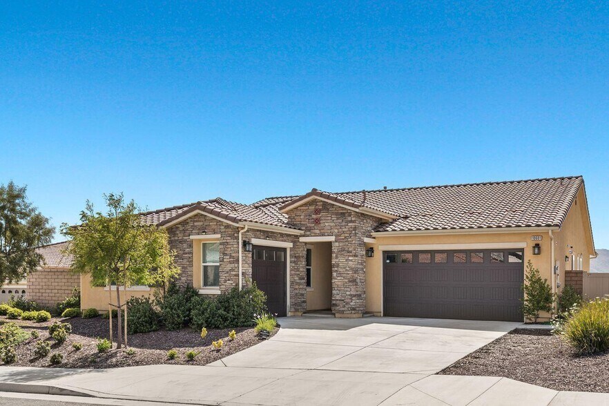 Building Photo - 10601 Cloud Haven Dr