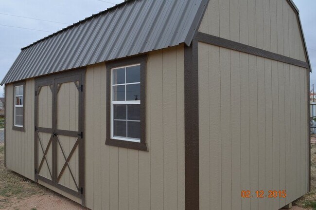 Building Photo - 805 S Weatherford St