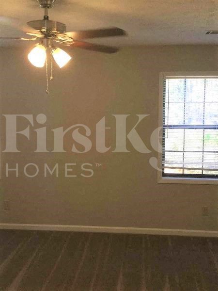 Building Photo - 2734 Varlet Ct SW