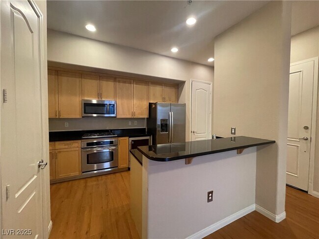 Building Photo - 68 E Serene Ave