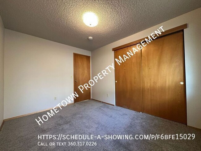 Building Photo - Remodeled 3 bedroom 1.5 bath Rambler in Tu...