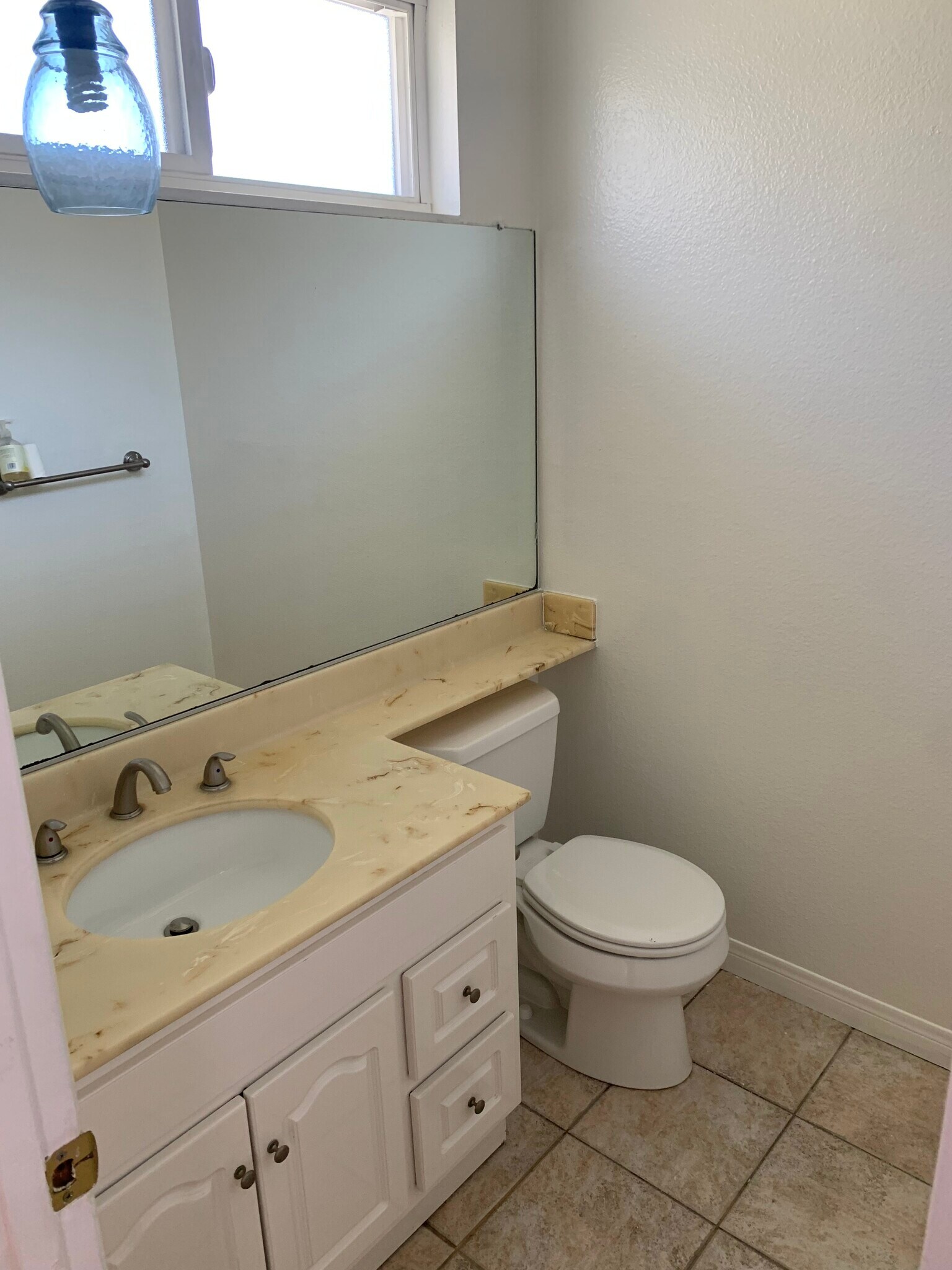 Half Bathroom - 1317 26th St