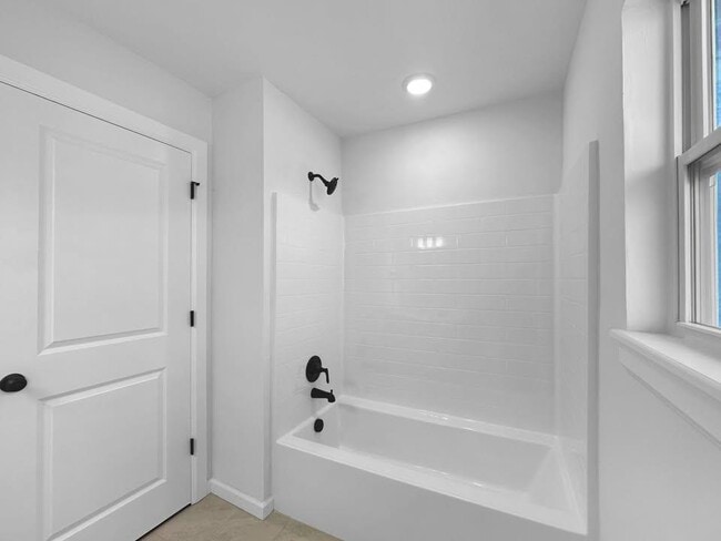 Building Photo - 18220 Austin Ct