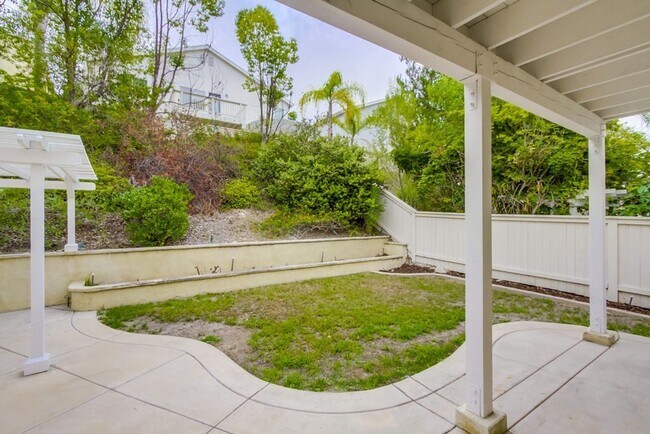 Building Photo - Westport @ Stonecrest