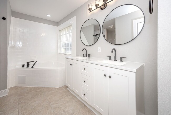 Building Photo - Completed Updated Home for Rent