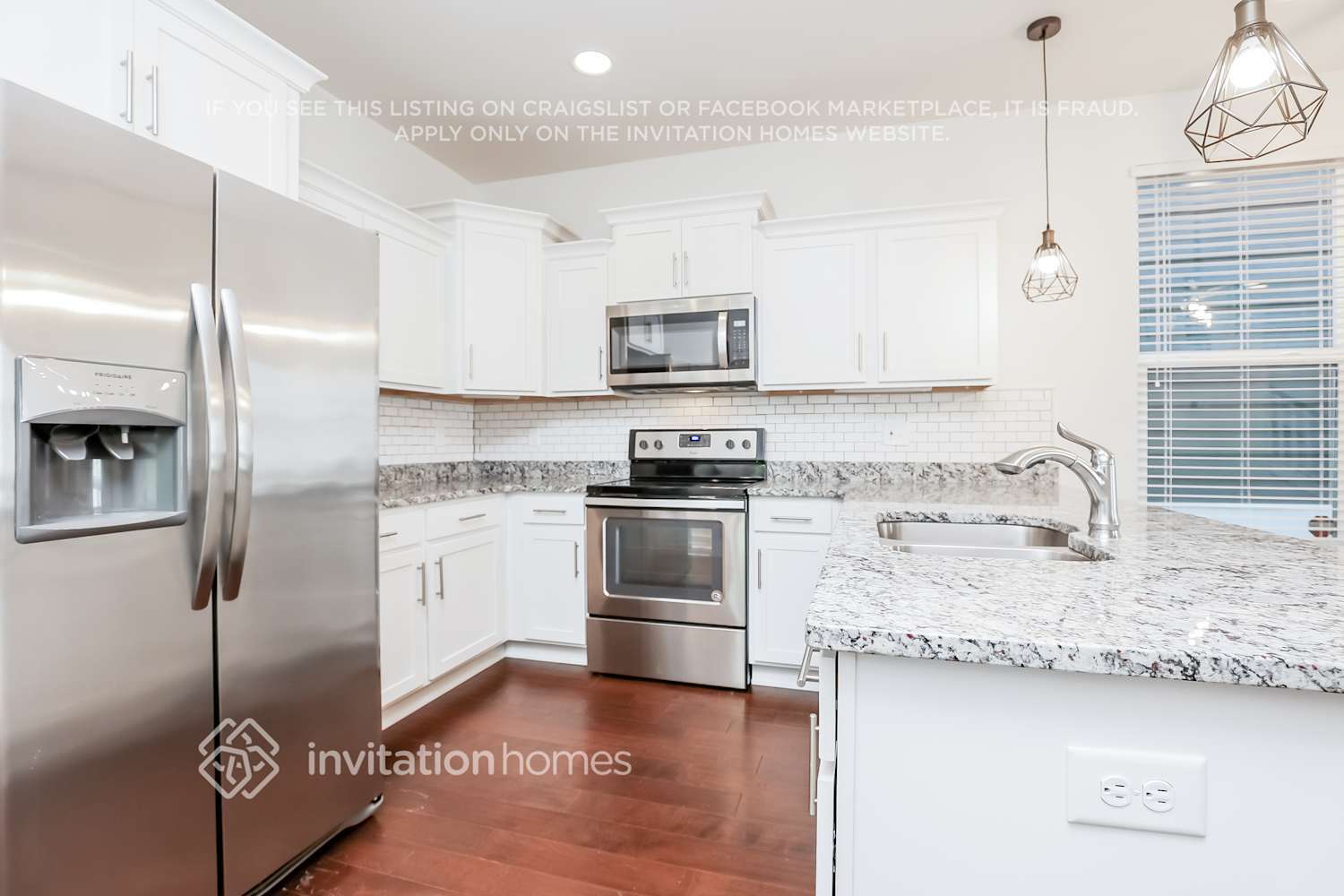 Building Photo - 1346 Sula Dr