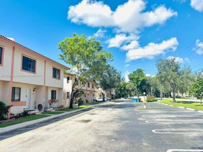 Building Photo - 9090 NW 40th St