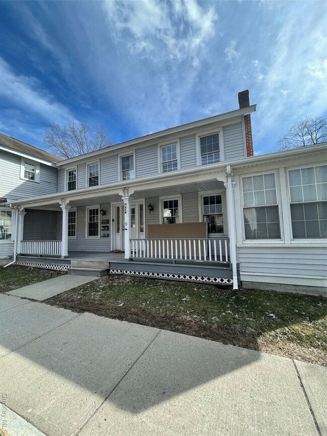 Building Photo - 44 E Market St