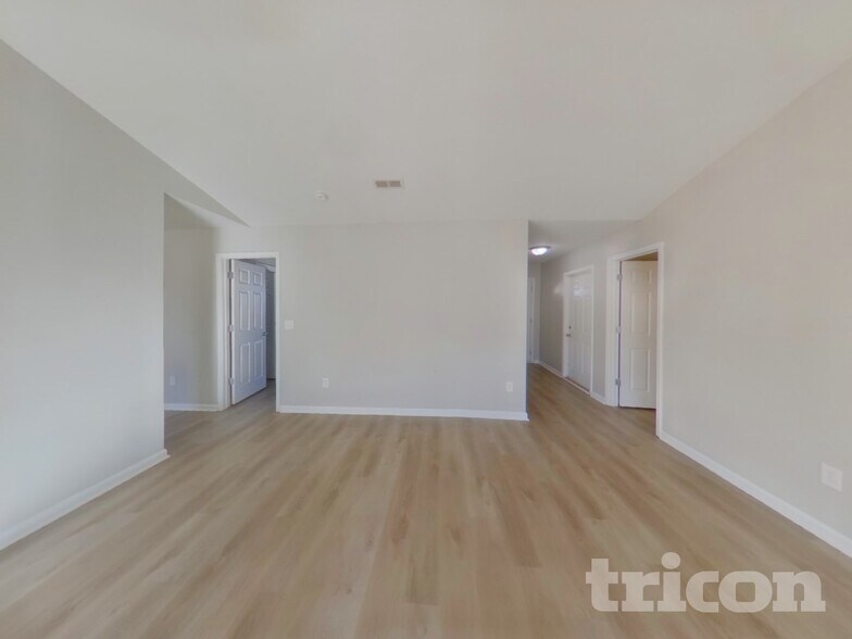 Building Photo - 257 Waxberry Ct