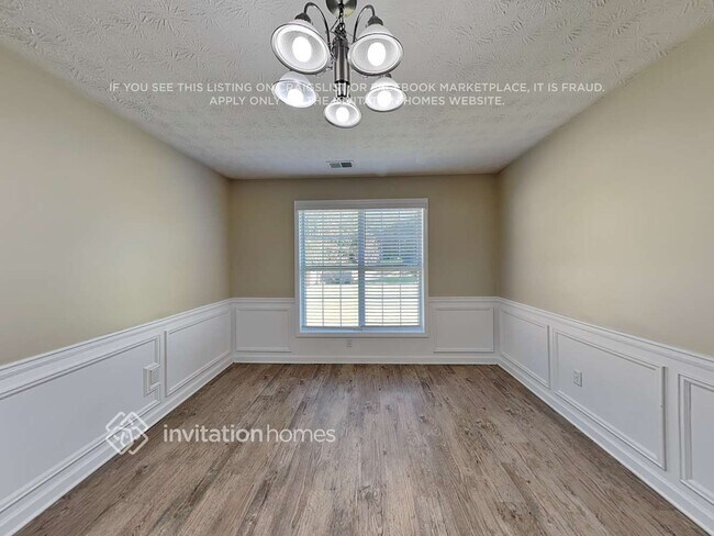 Building Photo - 3910 Mission Ln Ct