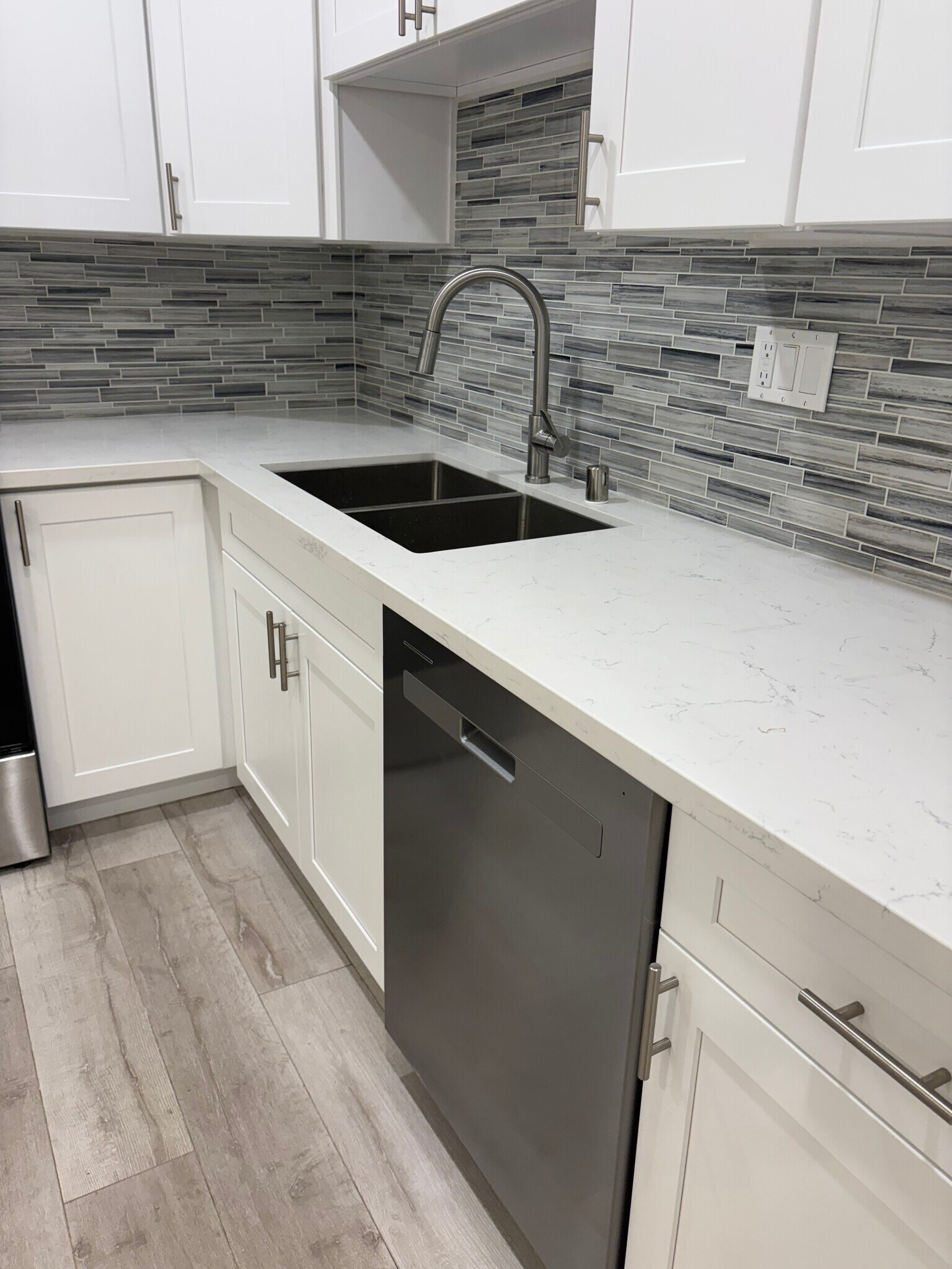 Building Photo - 4617 Del Monte Ave