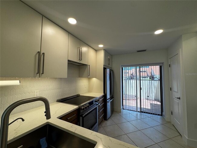 Building Photo - 5312 Huntingwood Ct