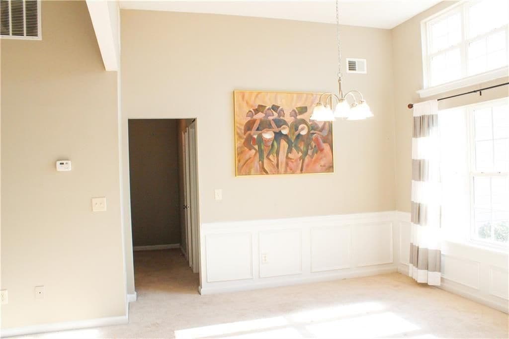 Building Photo - 4445 Scotland Ct SW