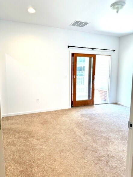 Master Ensuite W Private Porch - 18 Baldwin St