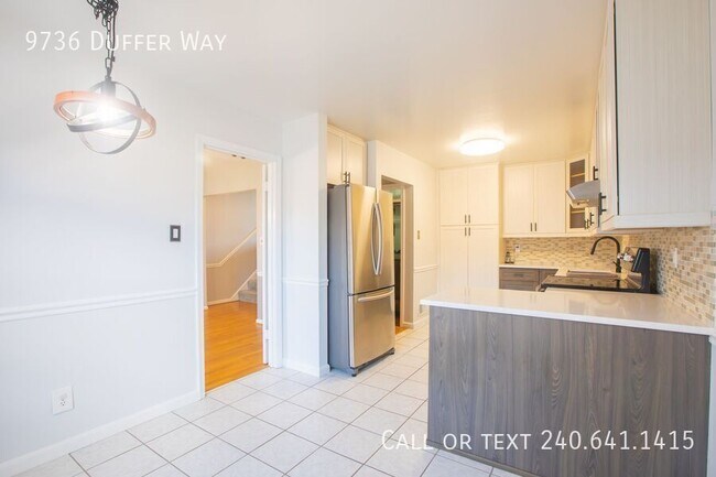 Building Photo - 9736 Duffer Way