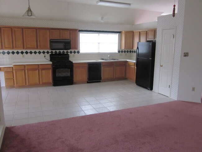 Building Photo - 2 Bedroom 2 Bathroom Home-Georgetown