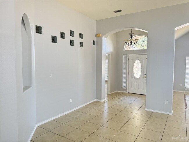 Building Photo - 3004 San Federico Rd