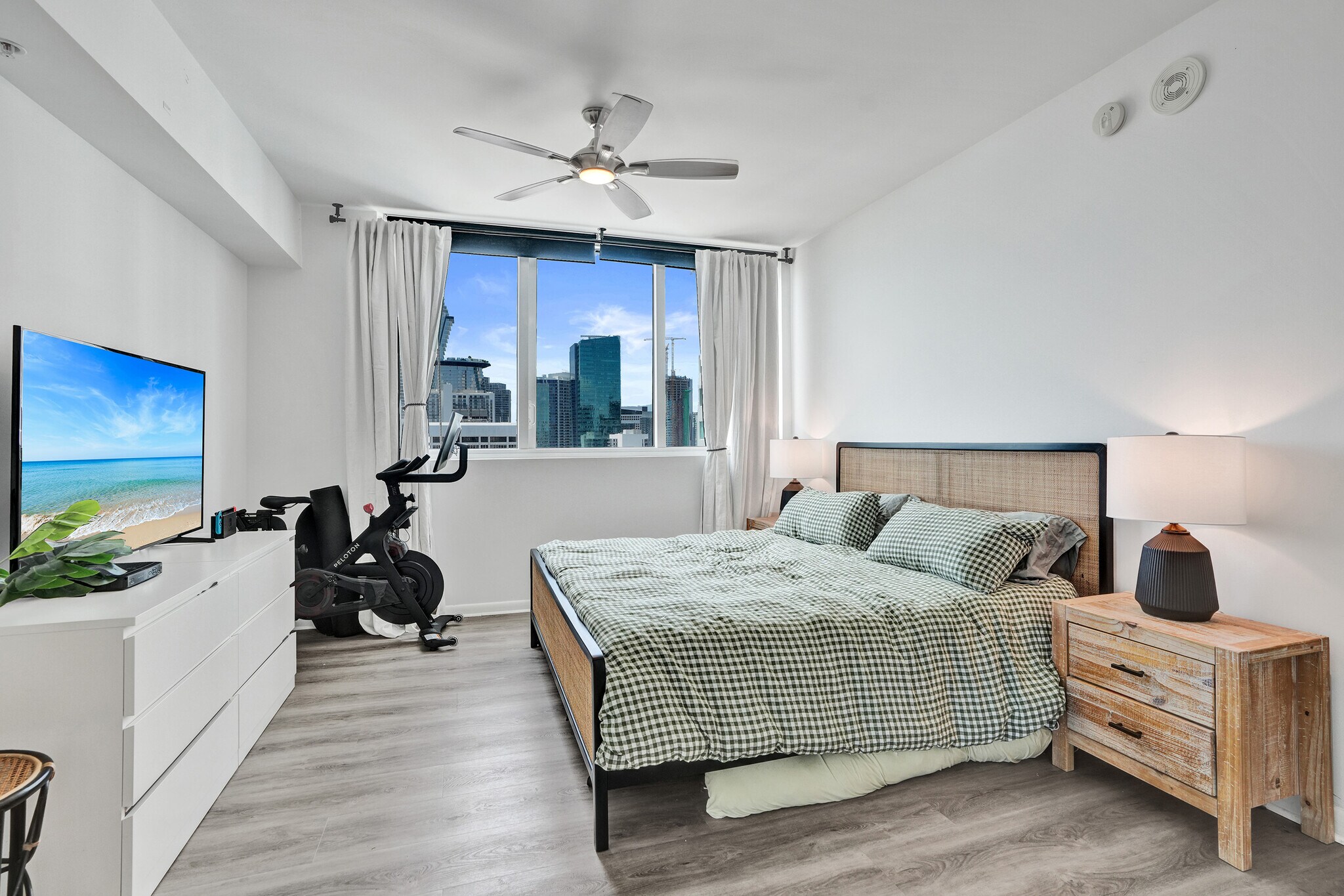 Building Photo - 244 Biscayne Blvd