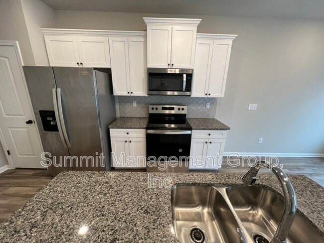 Building Photo - 130 Skipjack Ct