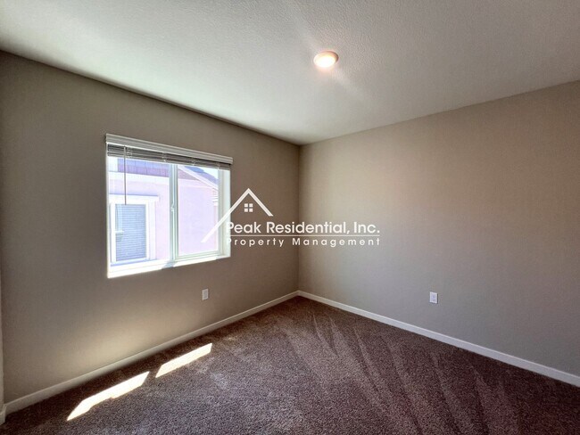 Building Photo - 2973 Bowery Ln