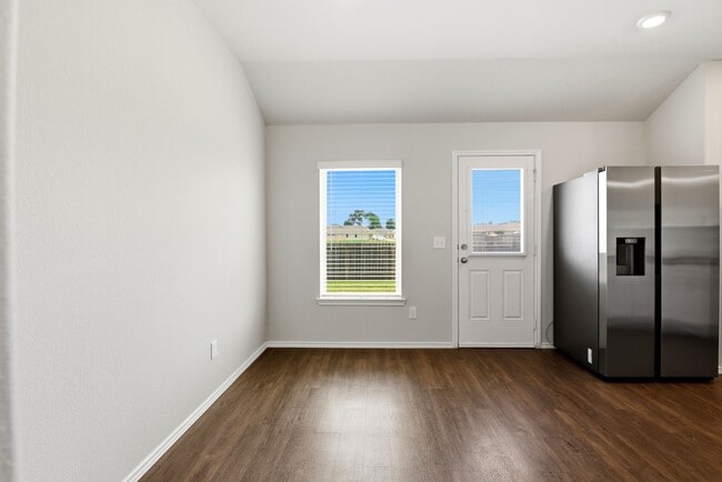 Building Photo - 363 Cumberland Forest Dr