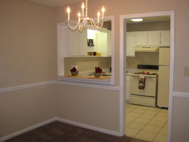 Living Area - The Benton Apartment Homes