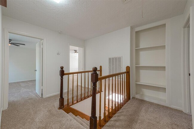 Building Photo - 2510 Wind Fall Ln