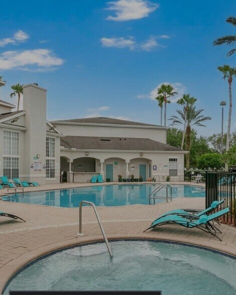 Building Photo - 8997 Lee Vista Blvd