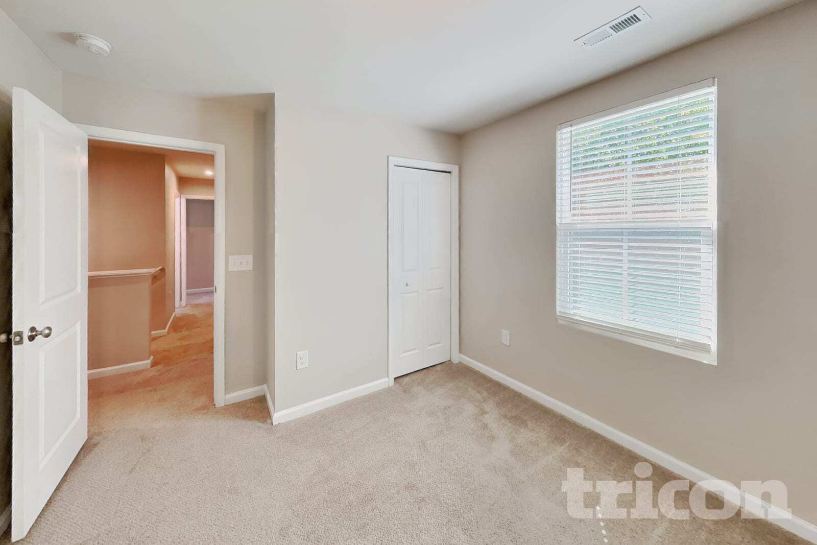Building Photo - 38 E Lumber Ct