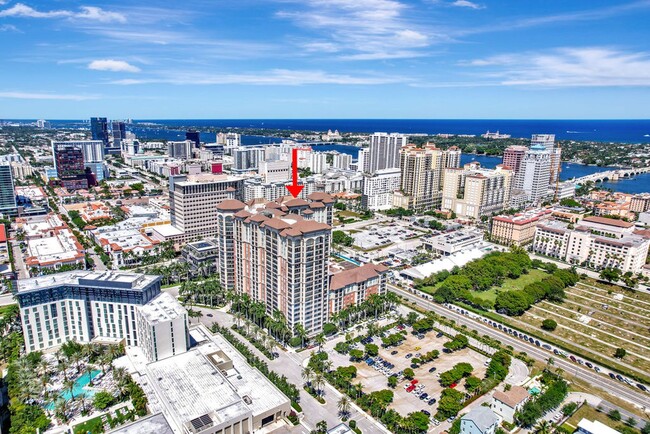 Building Photo - One bedroom at City Place South