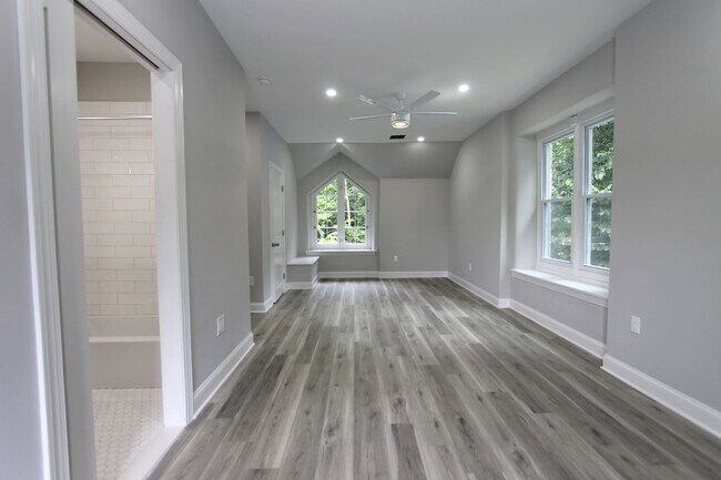 Building Photo - Stunning House on the Grounds of the Awbury Arboretum (3BD/2.5BT)