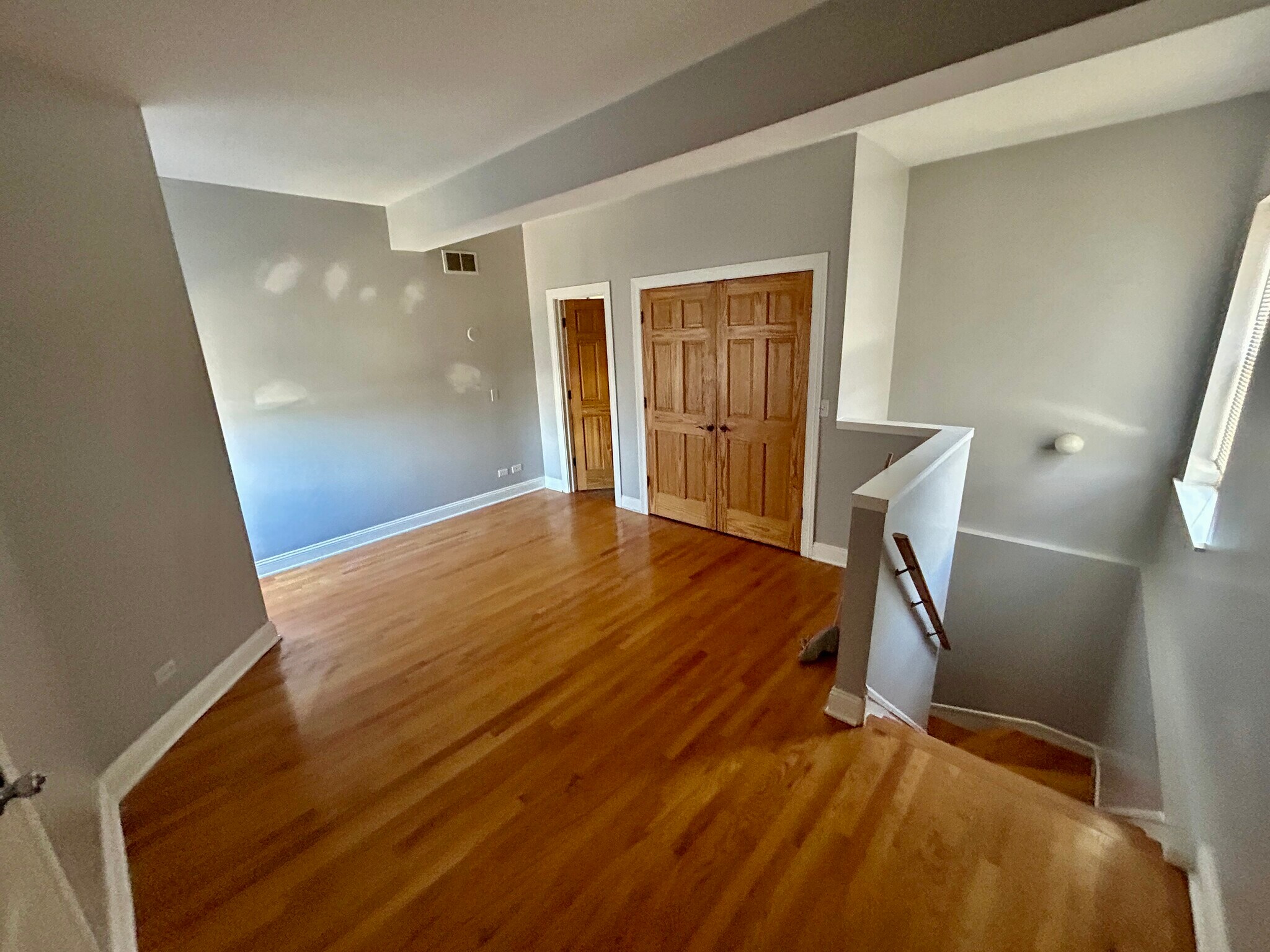 Building Photo - 1140 E Marquette Rd