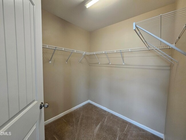 Building Photo - 30 Reunion Ct