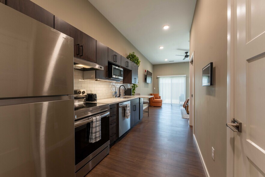 Building Photo - Heritage