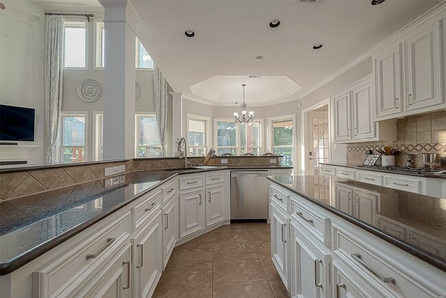 Building Photo - 8807 Stones Throw Ln
