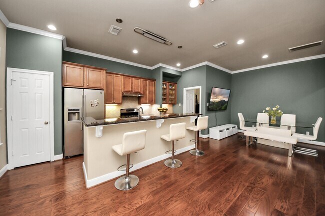 Building Photo - 10342 Solitaire Cir