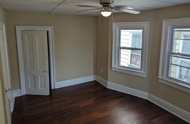 Building Photo - 52 Terrace St