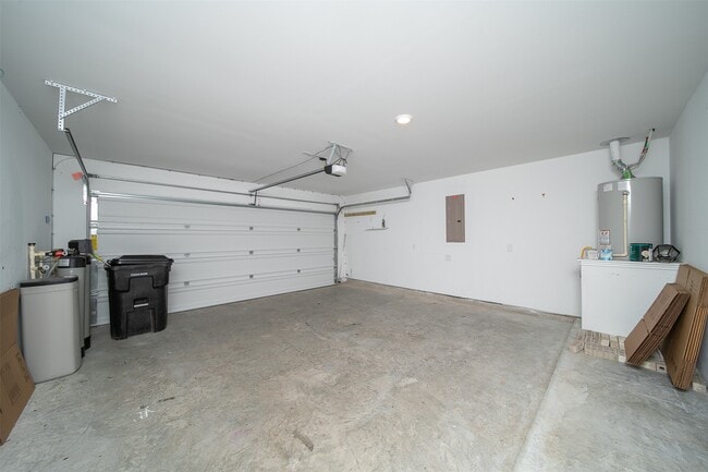 Building Photo - 18450 White Stallion Ln