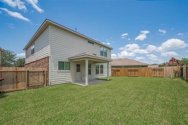 Building Photo - 20111 Brookwood Holw