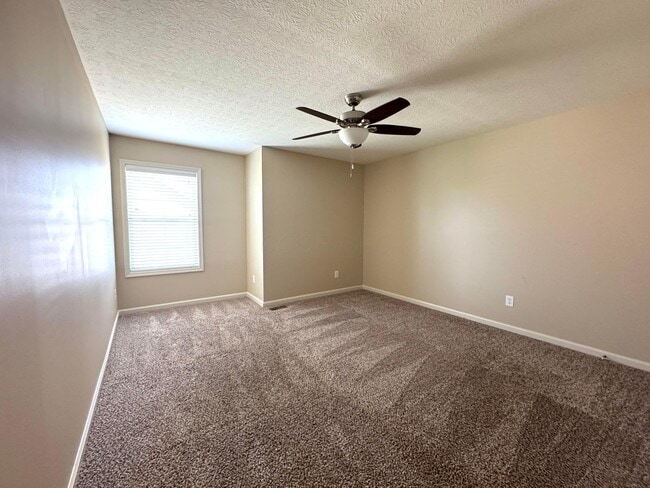 Building Photo - 1166 Lenox Ct