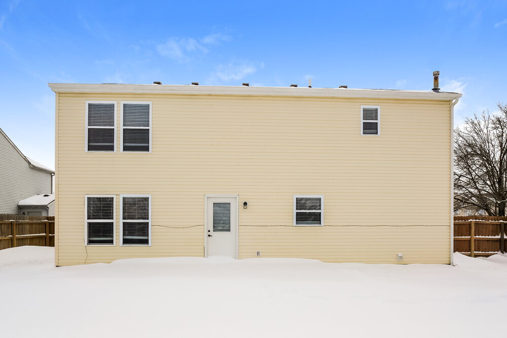 Building Photo - 9058 Bayview Cir