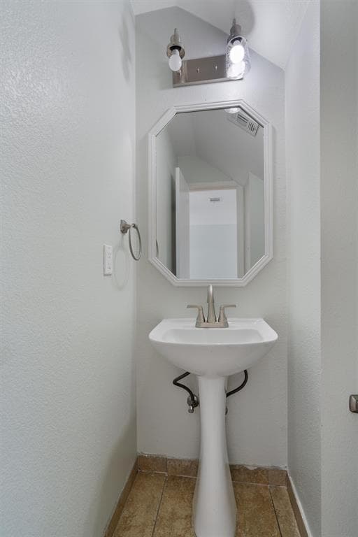 Building Photo - 6300 Crumley Ln