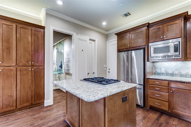 Building Photo - 14725 Stanford Ct