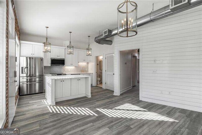 Building Photo - 791 Wylie St SE