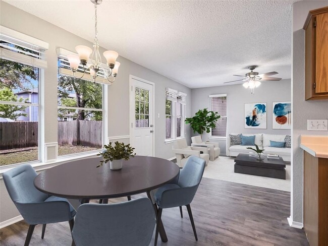 Building Photo - 1411 Hollow Tree Blvd